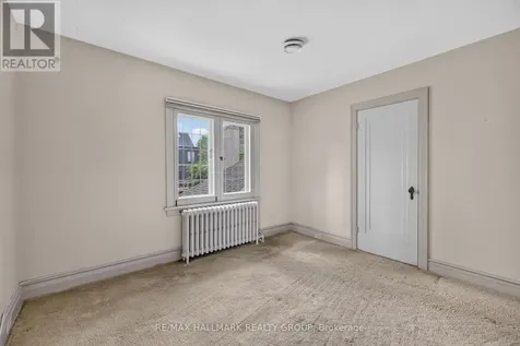 234 Old Irving Place Ottawa ON K1Y 1Z8