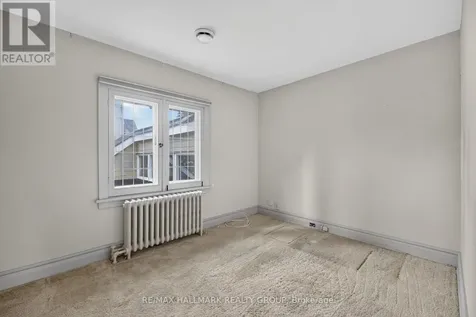 234 Old Irving Place Ottawa ON K1Y 1Z8
