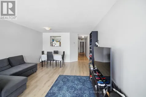 37 Robinson Avenue Ottawa ON K1N 8N8
