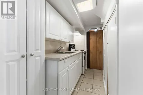 178 Presland Road Ottawa ON K1K 4J7