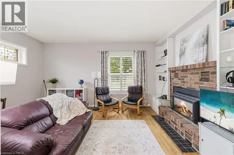 32 Clench Avenue Brantford ON N3T 1B6