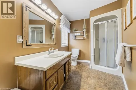 32 Clench Avenue Brantford ON N3T 1B6