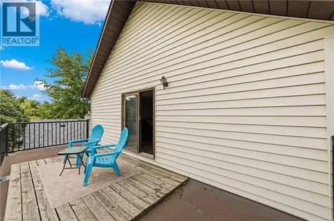 32 Clench Avenue Brantford ON N3T 1B6