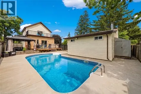 32 Clench Avenue Brantford ON N3T 1B6