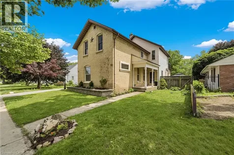 32 Clench Avenue Brantford ON N3T 1B6