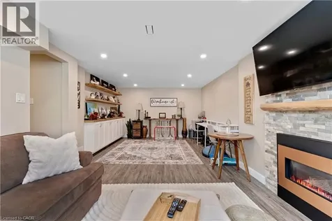 64 Cindy Avenue Cambridge ON N3C 3J2