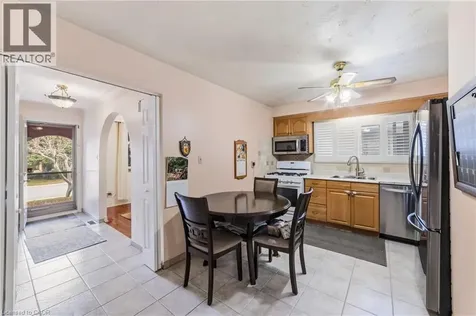 122 Greencedar Drive Hamilton ON L9C 6W6