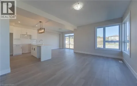 171 Otterbein Road Kitchener ON N2B 0A8