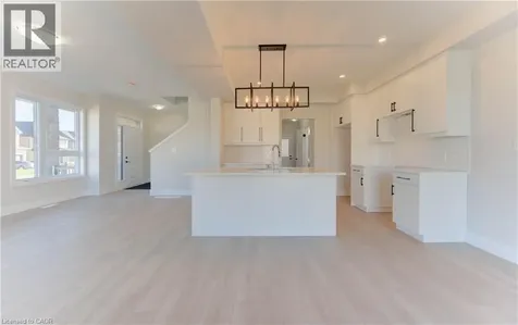 171 Otterbein Road Kitchener ON N2B 0A8