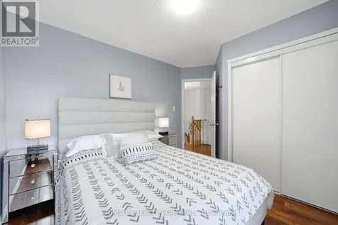 42 Dawson Crescent Milton (om Old Milton) ON L9T 5H9
