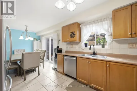 42 Dawson Crescent Milton (om Old Milton) ON L9T 5H9