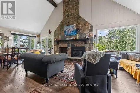 324 Rantz Road Petawawa ON K8H 2W8