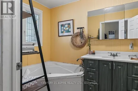 324 Rantz Road Petawawa ON K8H 2W8