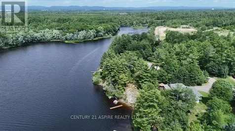 324 Rantz Road Petawawa ON K8H 2W8