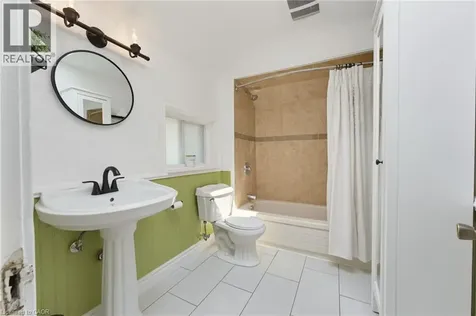 85 Barrie Street Cambridge ON N1S 3B1
