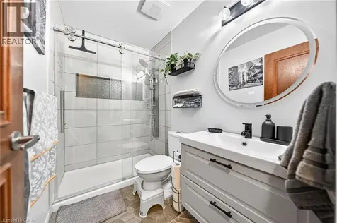 86 Chimney Hill Drive Cambridge ON N1T 1H3