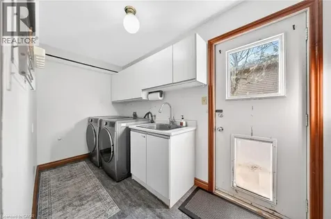 86 Chimney Hill Drive Cambridge ON N1T 1H3