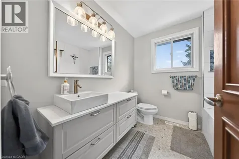 86 Chimney Hill Drive Cambridge ON N1T 1H3