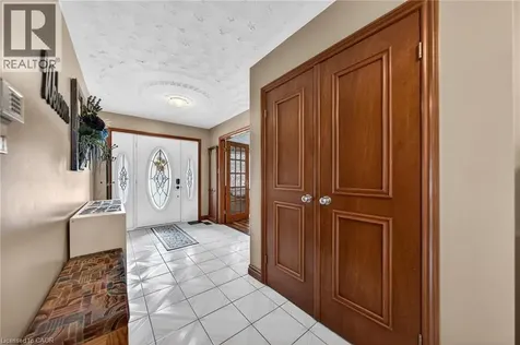 86 Chimney Hill Drive Cambridge ON N1T 1H3