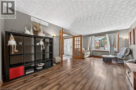 86 Chimney Hill Drive Cambridge ON N1T 1H3