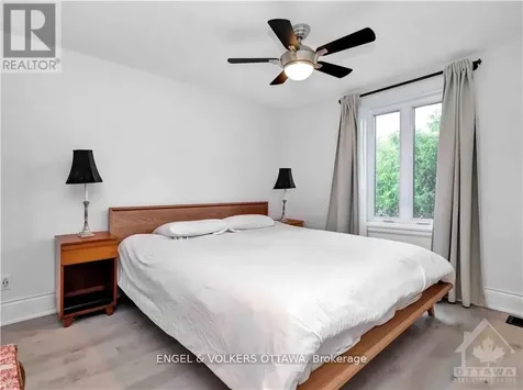 187 Ivy Crescent Ottawa ON K1M 1X9