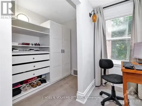 187 Ivy Crescent Ottawa ON K1M 1X9