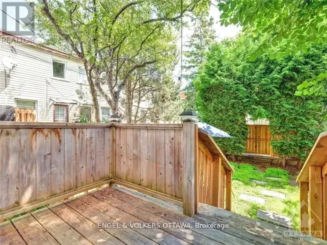 187 Ivy Crescent Ottawa ON K1M 1X9