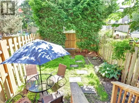 187 Ivy Crescent Ottawa ON K1M 1X9