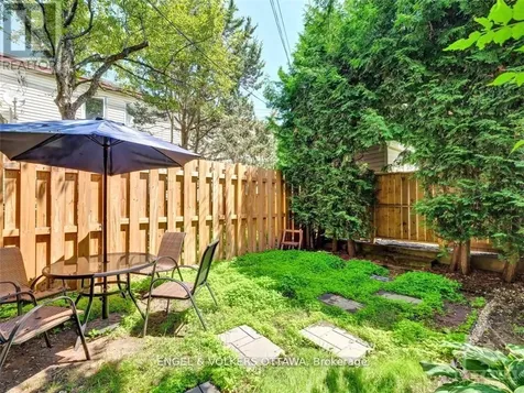 187 Ivy Crescent Ottawa ON K1M 1X9