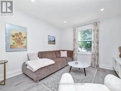 187 Ivy Crescent Ottawa ON K1M 1X9