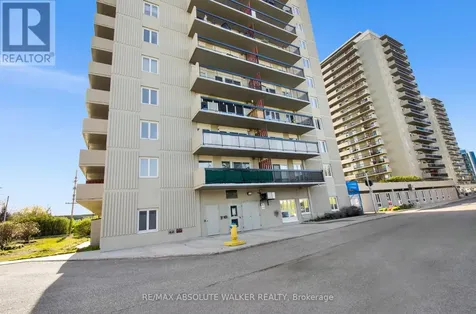 158C Mcarthur Avenue Ottawa ON K1L 8E7