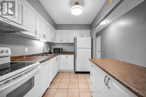 158C Mcarthur Avenue Ottawa ON K1L 8E7