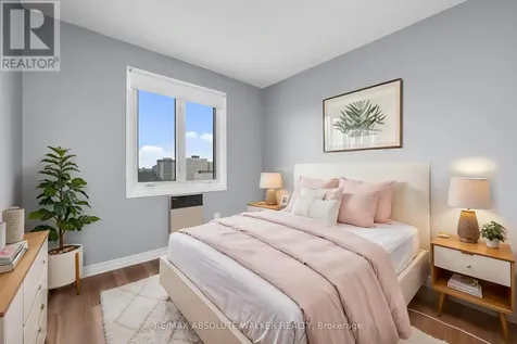 158C Mcarthur Avenue Ottawa ON K1L 8E7
