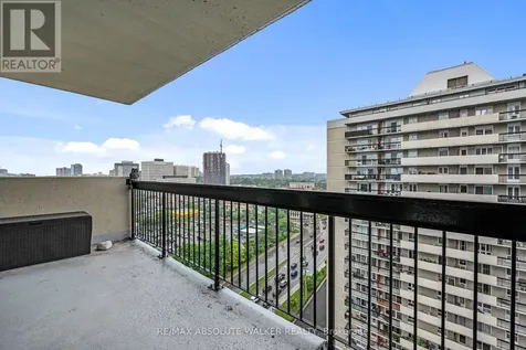 158C Mcarthur Avenue Ottawa ON K1L 8E7