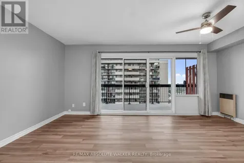 158C Mcarthur Avenue Ottawa ON K1L 8E7