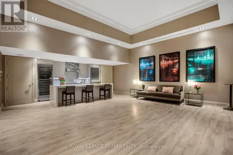 111 Champagne Avenue South Ottawa ON K1S 5V3