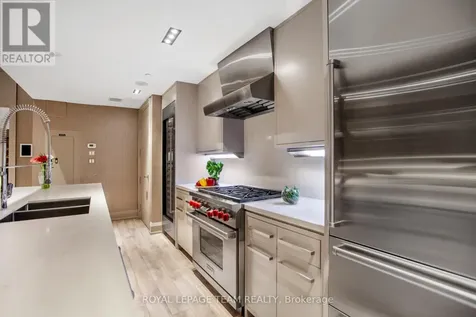 111 Champagne Avenue South Ottawa ON K1S 5V3