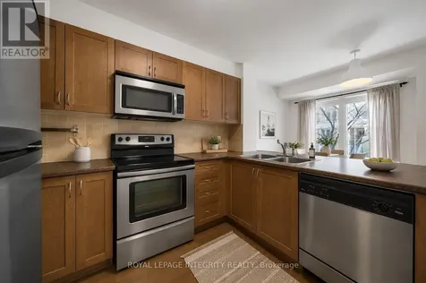 268 Paseo Pvt Private Ottawa ON K2G 4N7