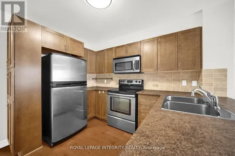 268 Paseo Pvt Private Ottawa ON K2G 4N7