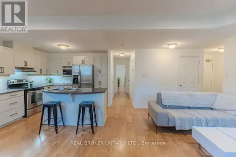 176 Paseo Private Ottawa ON K2G 4N7