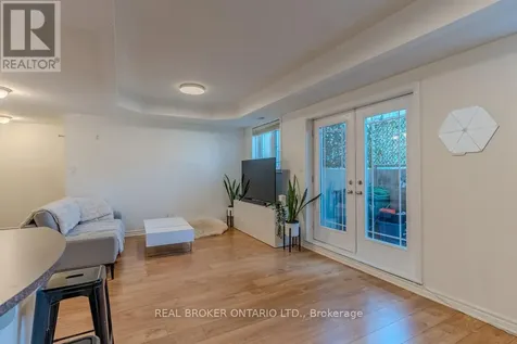 176 Paseo Private Ottawa ON K2G 4N7