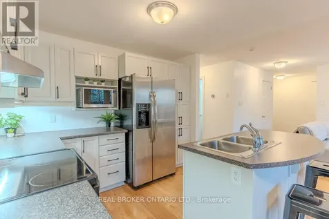 176 Paseo Private Ottawa ON K2G 4N7