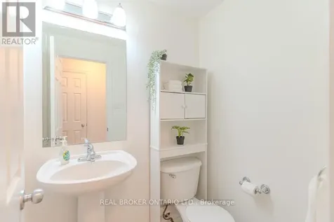 176 Paseo Private Ottawa ON K2G 4N7