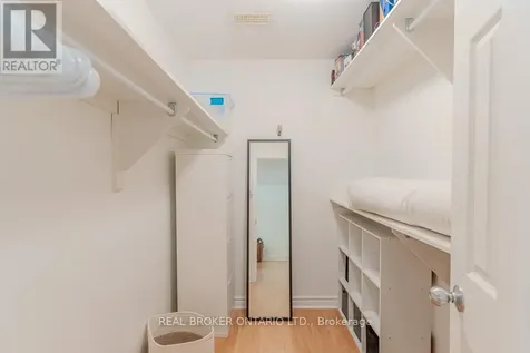 176 Paseo Private Ottawa ON K2G 4N7