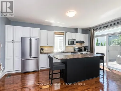 64 Stedman Street Ottawa ON K1T 4G7