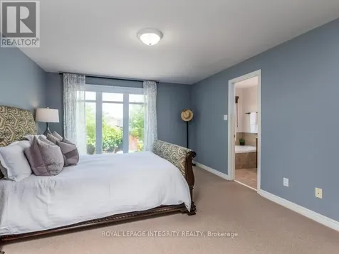 64 Stedman Street Ottawa ON K1T 4G7