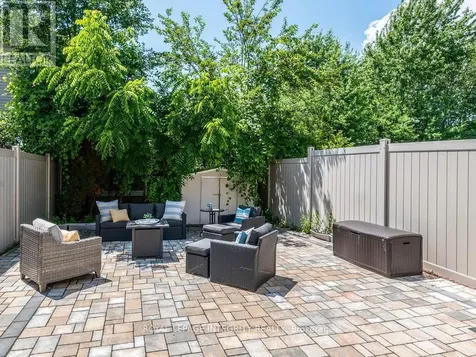 64 Stedman Street Ottawa ON K1T 4G7