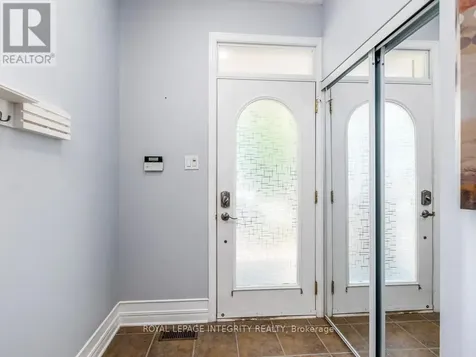 64 Stedman Street Ottawa ON K1T 4G7