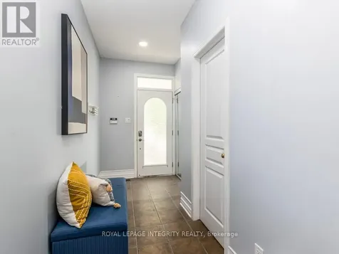 64 Stedman Street Ottawa ON K1T 4G7