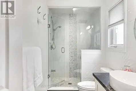 18 River Run Collingwood ON L9Y 5J7